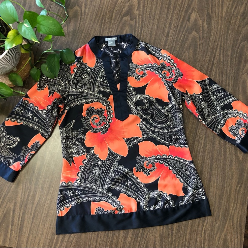 Ann Taylor v-neck blouse XXSP